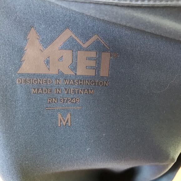 REI Blue Short Sleeve Athletic Shirt Men's Size Medium - Picture 6 of 6